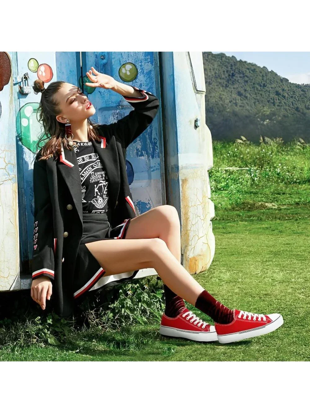 Women's Red Lightweight Low Top Lace Up Casual Fashion Walking Sneakers